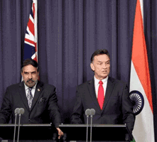 The Union Minister for Commerce and Industry, Shri Anand Sharma and the Australian Trade Minister, Dr. Craig Emerson, at the Press Conference, in Canberra, Australia 